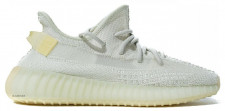 [정품급버전] YEEZY 이지부스트 350 V2 라이트 UV Sensitive GY3438